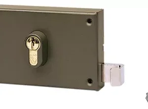 SERRURE VACHETTE HORIZONTALE TIRAGE PE- A70