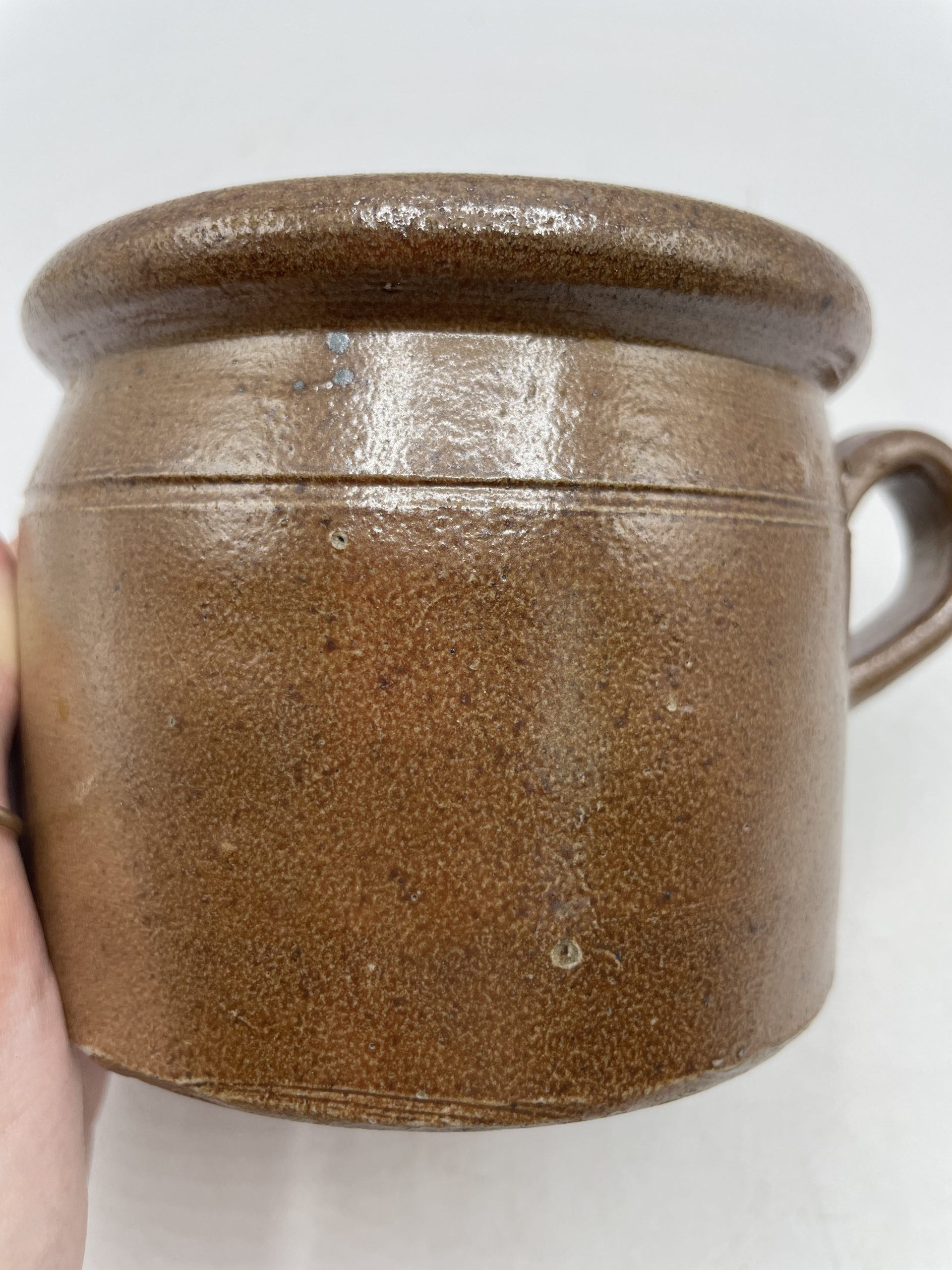 Grosse tasse ou broc vintage en grès – Image 2