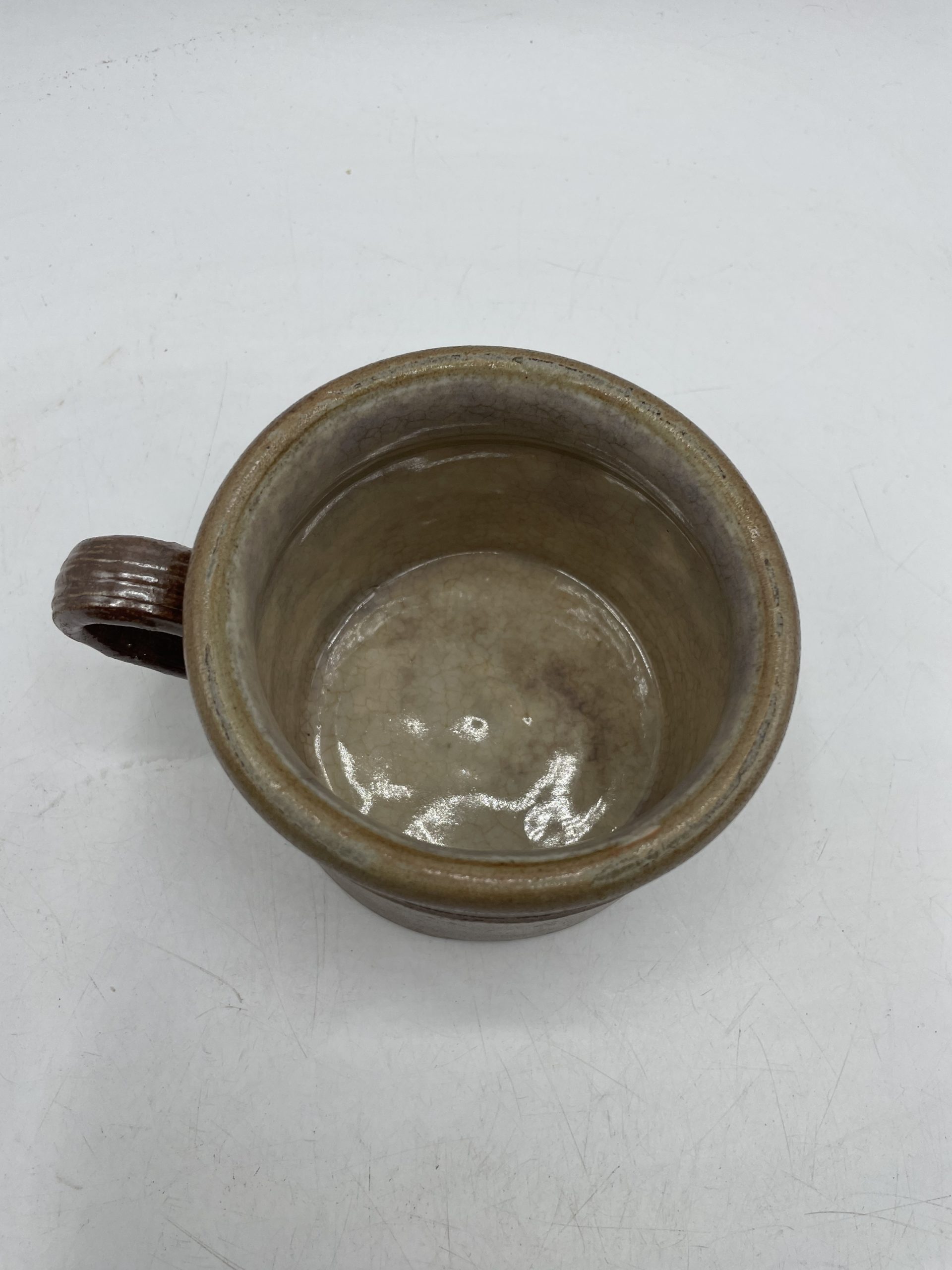 Grosse tasse ou broc vintage en grès – Image 3