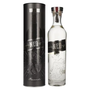 Facundo NEO Silver Rum 40% Vol. 0,7l en boîte cadeau